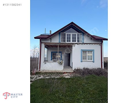 ÇUKURHİSAR'DA, 851 M2 BAHÇE İÇİNDE, EŞYALI, SATILIK VİLLA