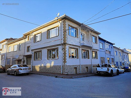 HUZUR MAHALLESİ'NDE KÖŞE KONUMDA, 2 KATLI, SATILIK MÜSTAKİL BİNA