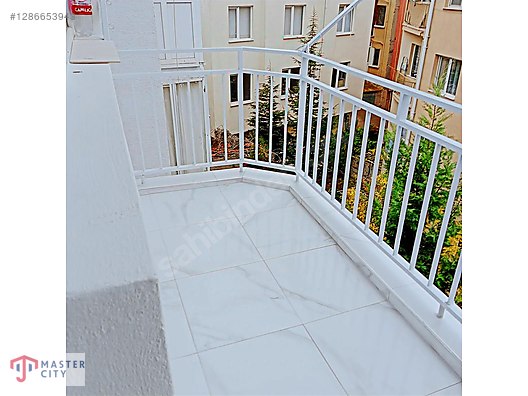 KIRMIZI TOPRAK'TA MİLLET BAHÇESİ YANINDA 2+1 SATILIK DAİRE
