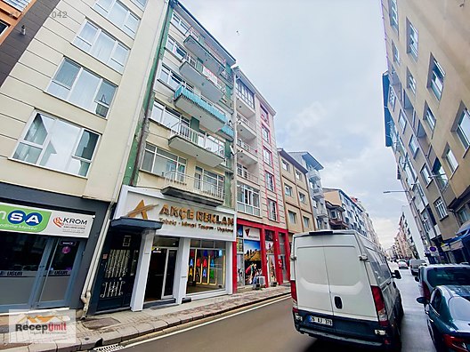 KIRMIZITOPRAK MH. 3+1 KİRALIK ARA KAT DAİRE.