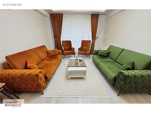 RECEP ÜMİT'TEN ESENLİ CAD.YANI SATILIK ASANSÖRLÜ 3+1 LUX DAİRE..
