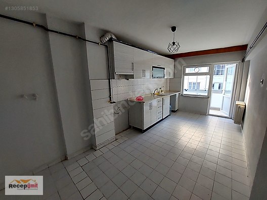 RECEP ÜMİT'TEN GAZİ YAKUP SATAR CADDESİNDE KİRALIK 3+1 DAİRE.