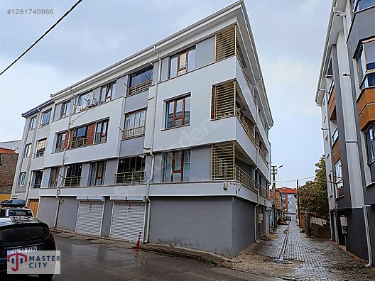 ZAFER'DE GÜZEL KONUMDA SATILIK 2+1 ASANSÖRLÜ DAİRE